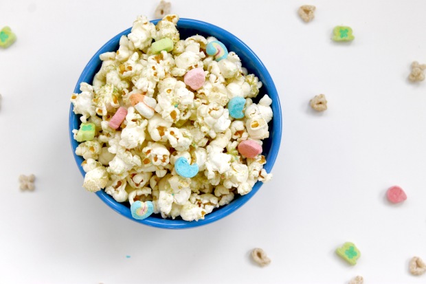Lucky Charms Popcorn | Popcorn & Chocolate
